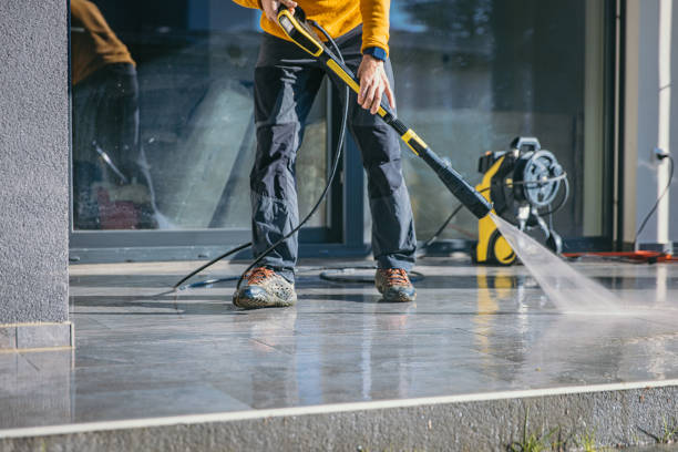 Best Gutter Cleaning  in Delaware, OH